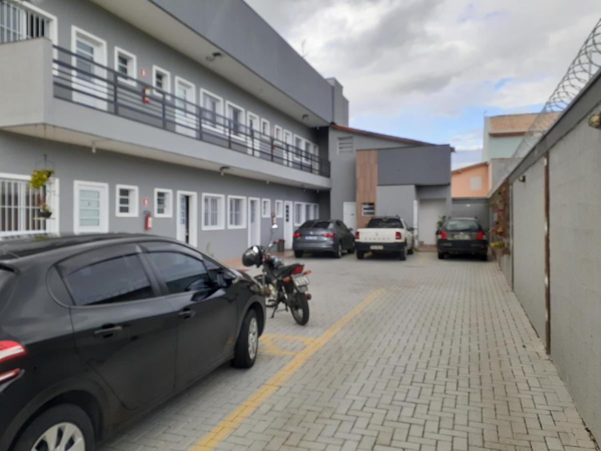 Loft4 Completo Ar Canais Assinat Garagem Internet Prox Aparecida E Industrias Appartement Pindamonhangaba Buitenkant foto